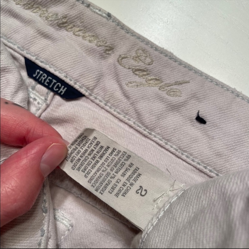 American Eagle | White Denim Stretch Short Shorts - Picture 3 of 3